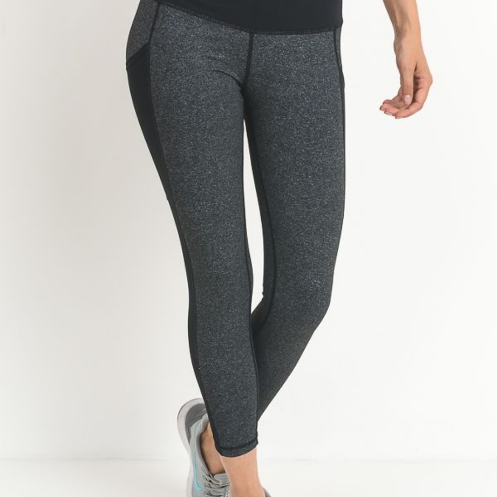High Waist Full Leggings Feature Block Mesh Panel! - Picture 4 of 6